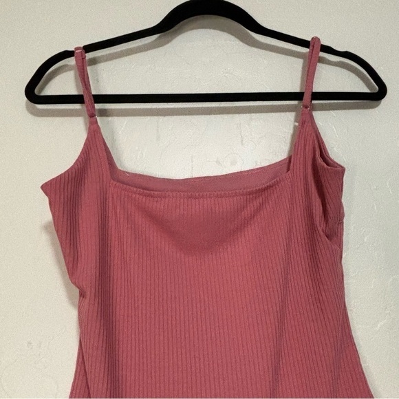 Lulu’s Danyelle Pink Soft Fitted Ribbed Sleeveless Bodysuit Size M - Picture 6 of 9